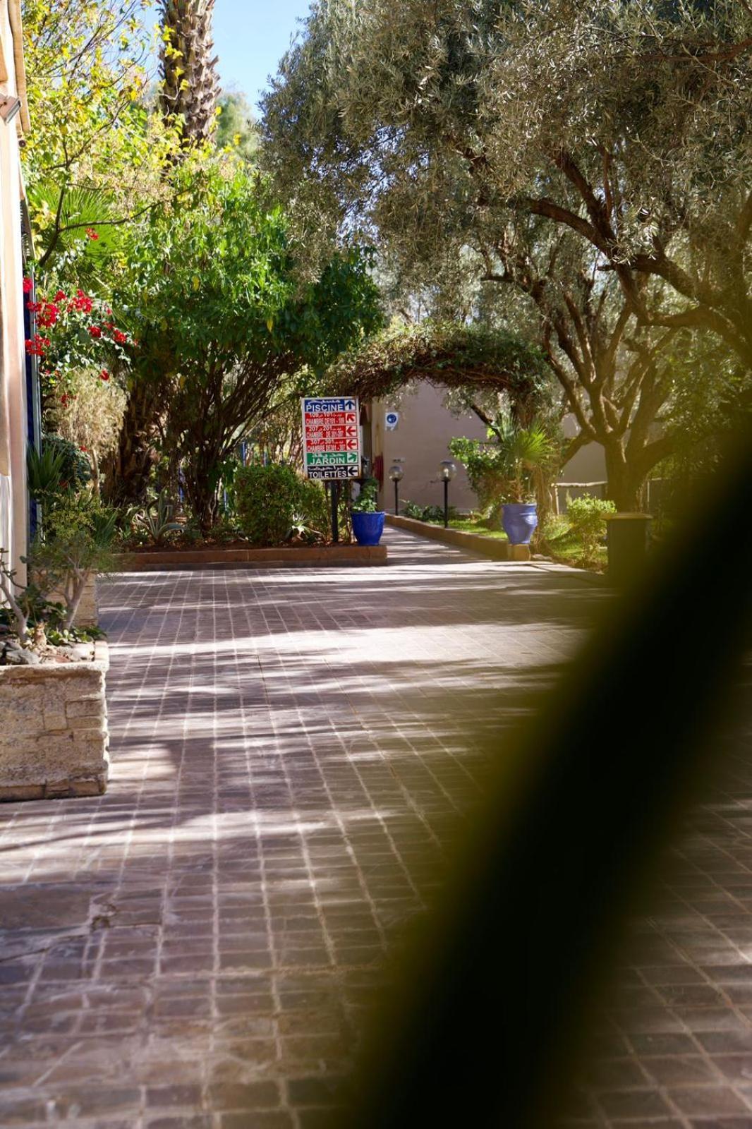 Hotel Le Coq Hardi Ait Ourir Exterior photo