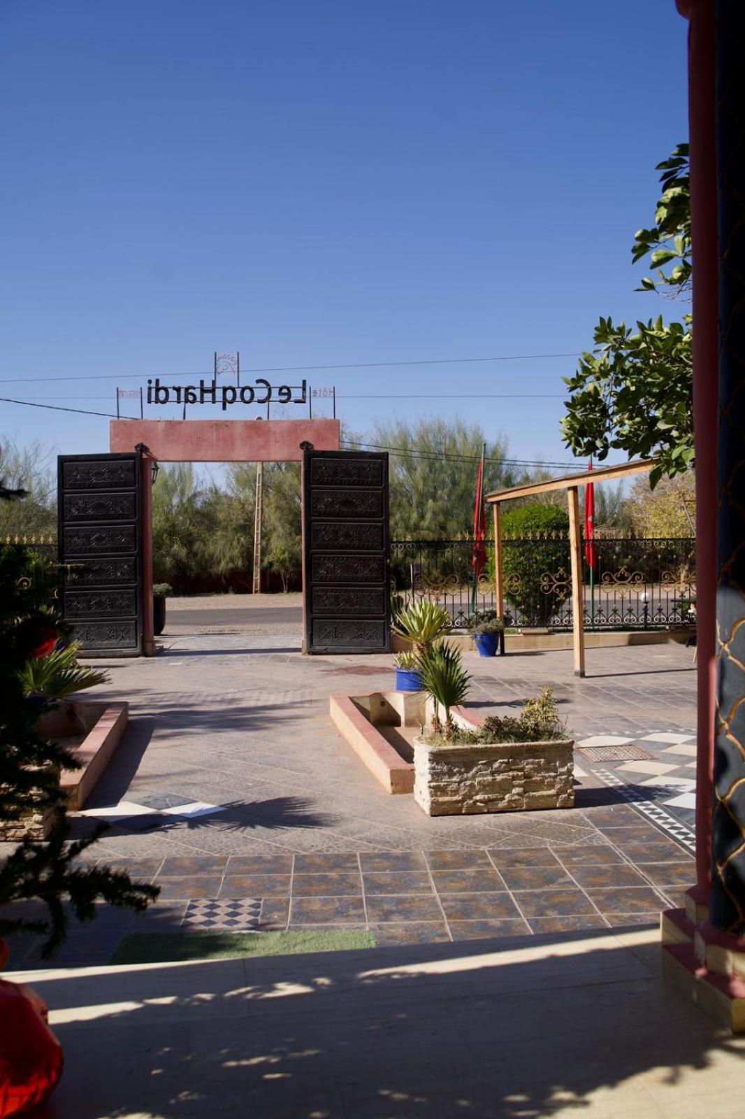 Hotel Le Coq Hardi Ait Ourir Exterior photo