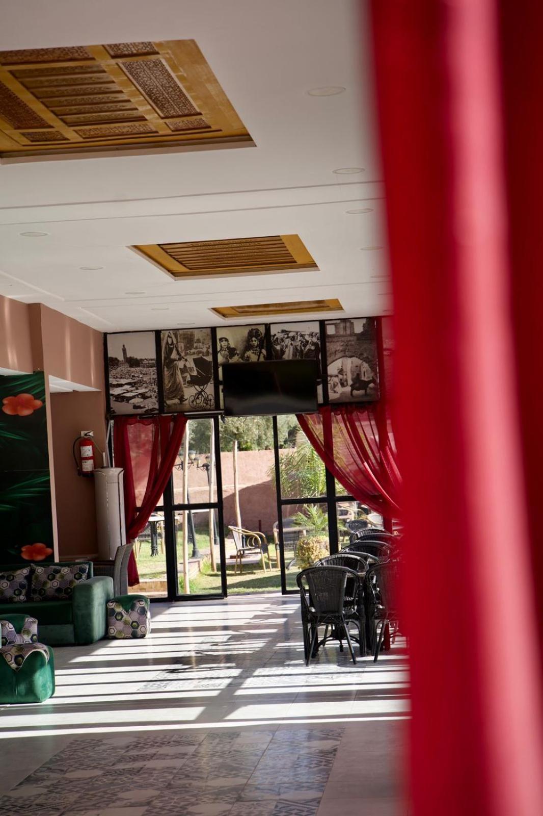 Hotel Le Coq Hardi Ait Ourir Exterior photo