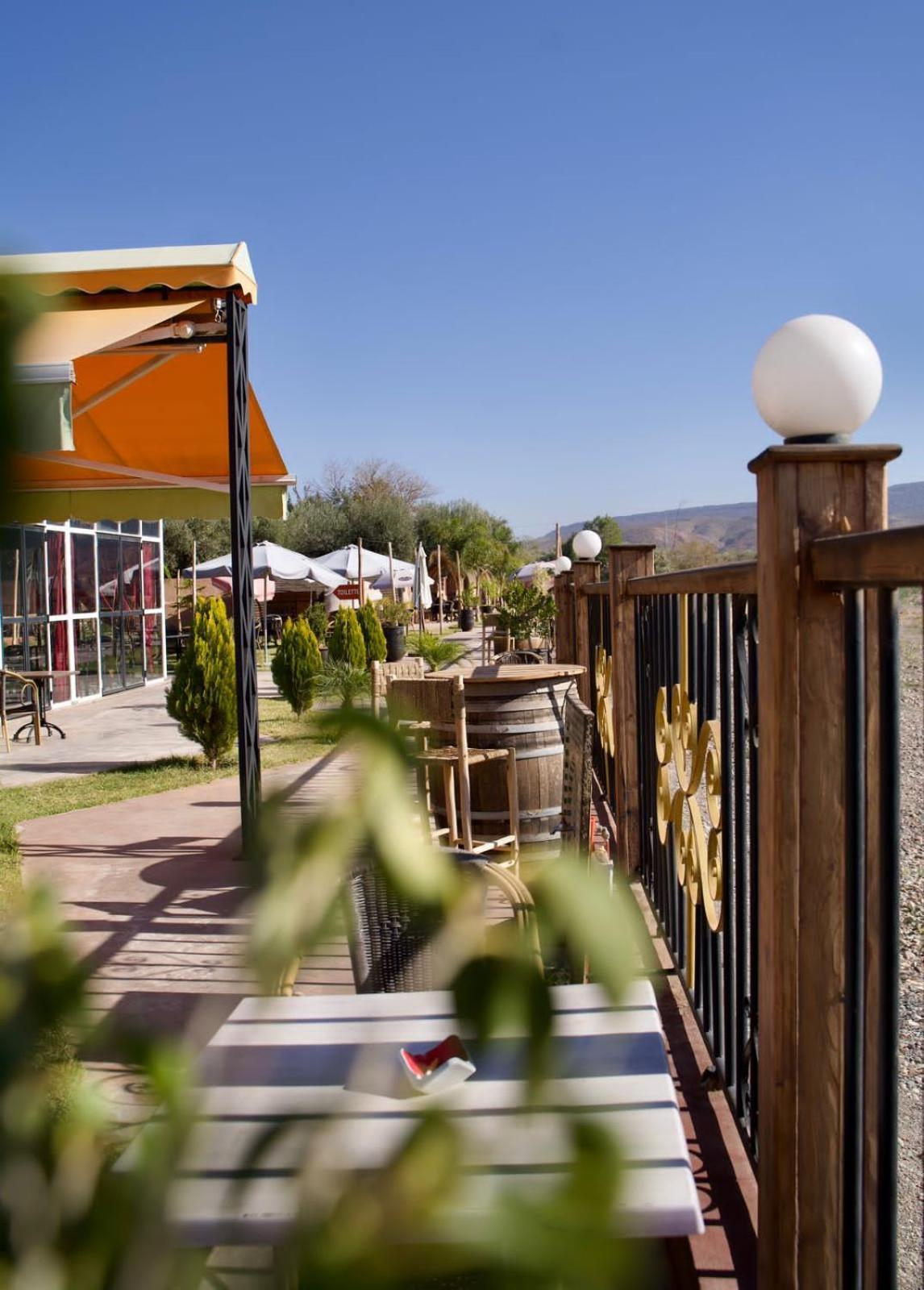 Hotel Le Coq Hardi Ait Ourir Exterior photo