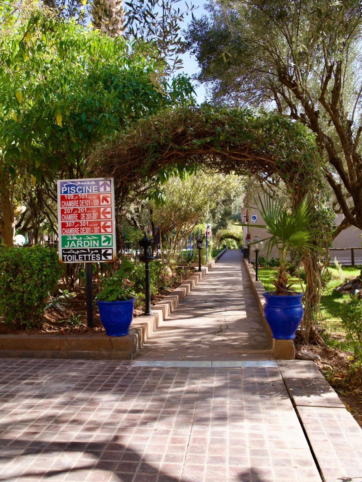 Hotel Le Coq Hardi Ait Ourir Exterior photo